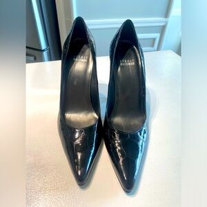 Black crocodile leather Stewart Weitzman stiletto heels. Size 8.